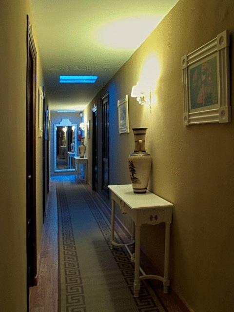 Hostal El Caballo Blanco Осуна Екстер'єр фото